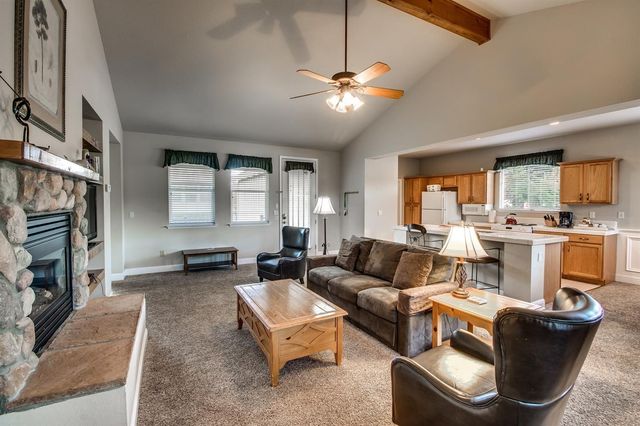 831 Pioneer Mine Ct, Angels Camp, CA 95222