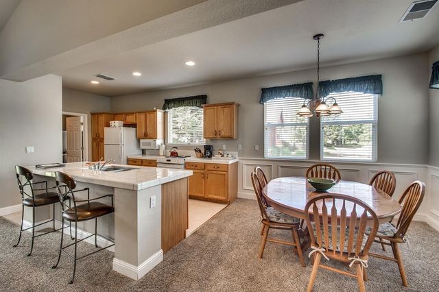 831 Pioneer Mine Ct, Angels Camp, CA 95222