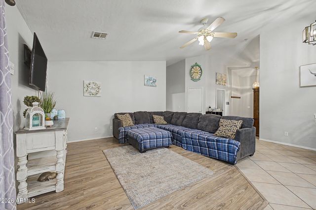 658 S CHATSWORTH --, Mesa, AZ 85208