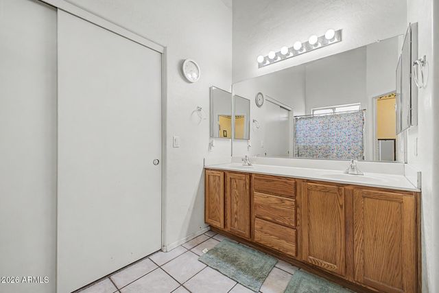 658 S CHATSWORTH --, Mesa, AZ 85208