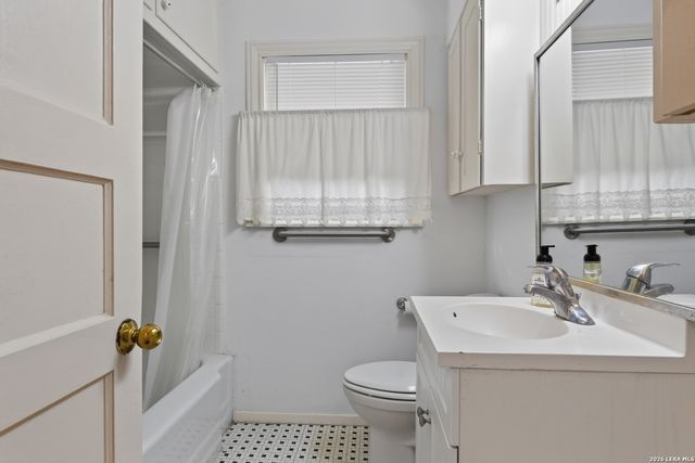 144 Harmon Dr, San Antonio, TX 78209