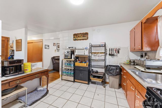 2072 Elizabeth Avenue, Rahway, NJ 07065