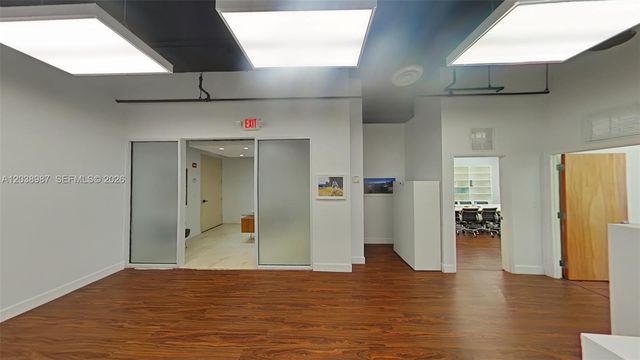 1607 Ponce De Leon Boulevard 202, Coral Gables, FL 33134