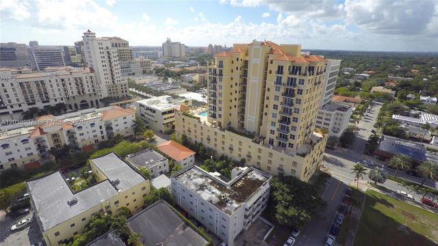 1607 Ponce De Leon Boulevard 202, Coral Gables, FL 33134