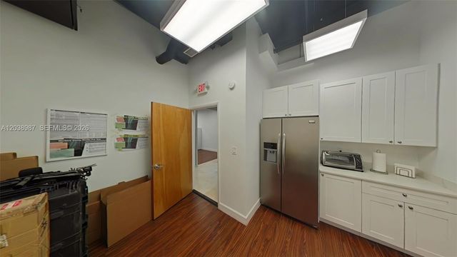 1607 Ponce De Leon Boulevard 202, Coral Gables, FL 33134
