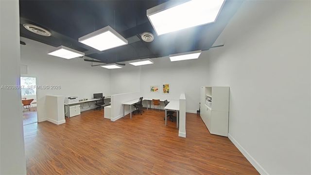 1607 Ponce De Leon Boulevard 202, Coral Gables, FL 33134