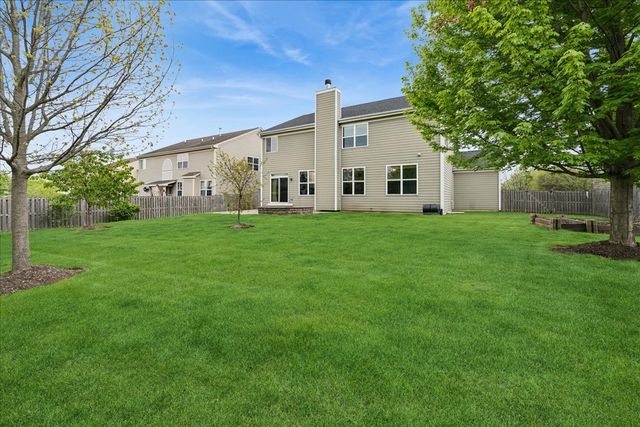 2984 Shamrock Circle, Elgin, IL 60124