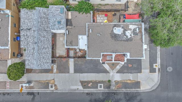 905 Coal Avenue SW, Albuquerque, NM 87102