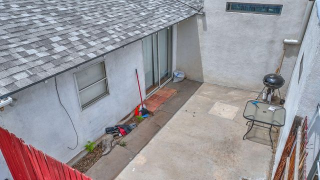 905 Coal Avenue SW, Albuquerque, NM 87102
