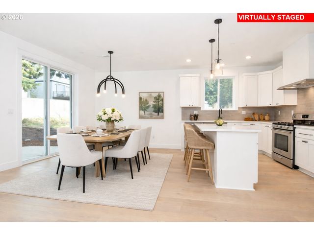 14205 Se Cannon St, Portland, OR 97236
