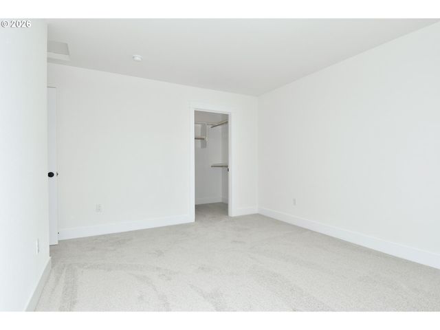 14205 Se Cannon St, Portland, OR 97236