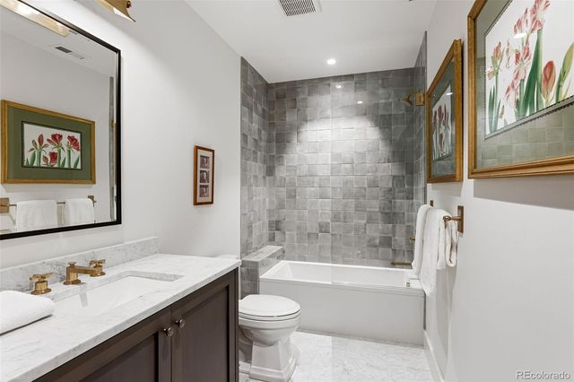 2821 E Cedar Avenue 18, Denver, CO 80209