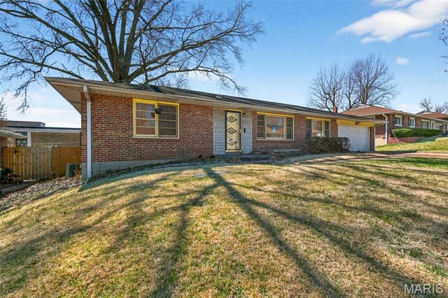 1326 Northumberland Drive, St Louis, MO 63137