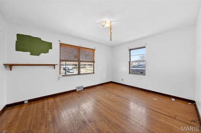 1326 Northumberland Drive, St Louis, MO 63137