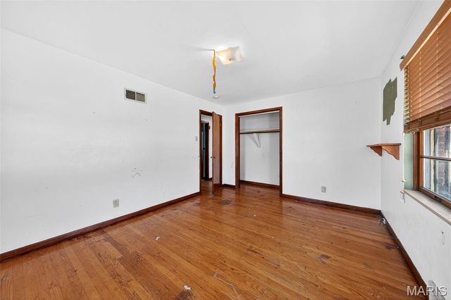 1326 Northumberland Drive, St Louis, MO 63137