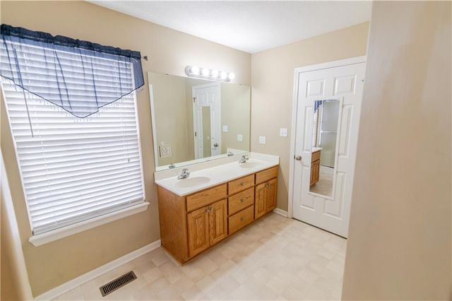 1701 Jayhawk Drive, Atchison, KS 66002