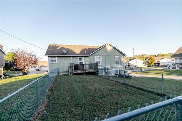 1701 Jayhawk Drive, Atchison, KS 66002