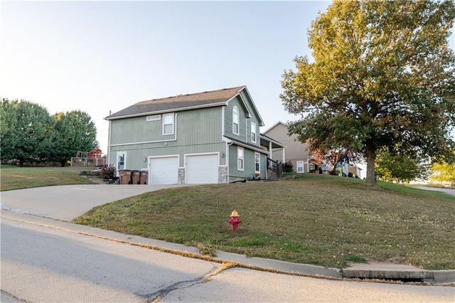 1701 Jayhawk Drive, Atchison, KS 66002