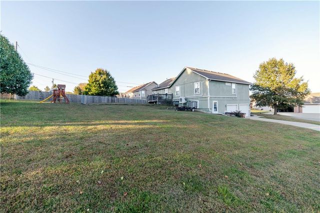 1701 Jayhawk Drive, Atchison, KS 66002