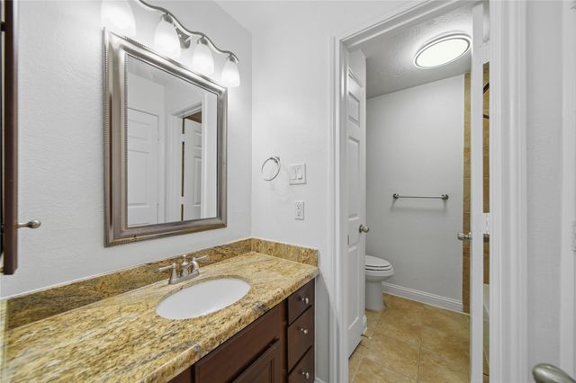 2902 Colony Drive, Sugar Land, TX 77479