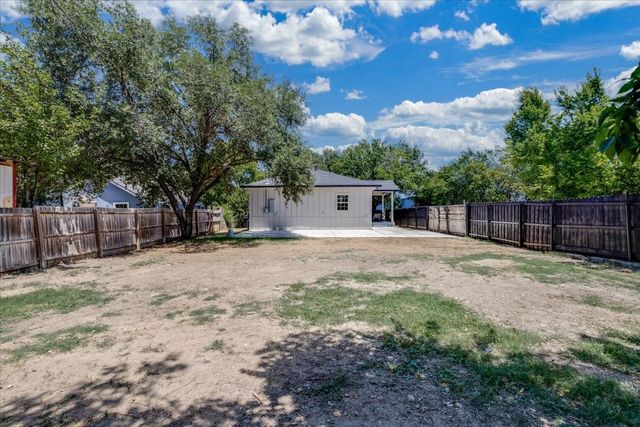 2401 Ingersoll Street, Dallas, TX 75212