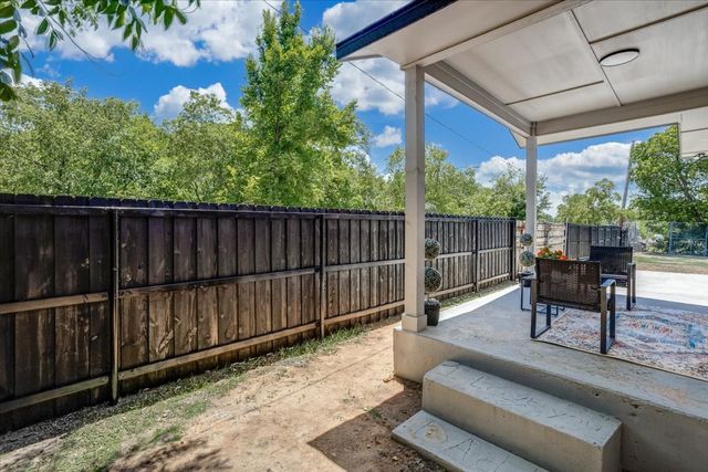 2401 Ingersoll Street, Dallas, TX 75212