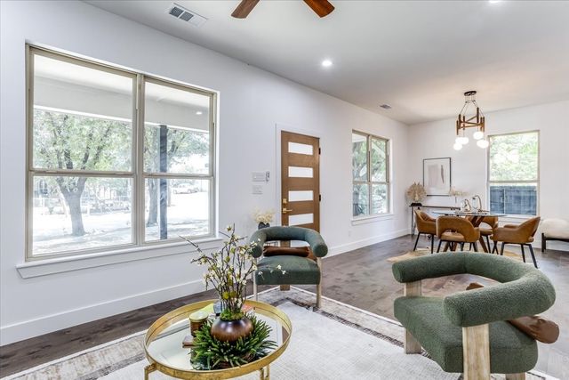 2401 Ingersoll Street, Dallas, TX 75212