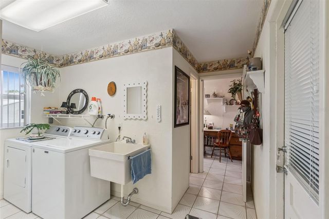 31 MARIGOLD LANE, Debary, FL 32713