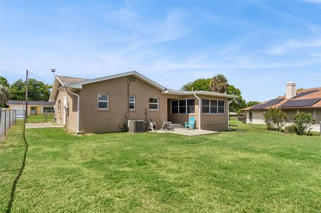 31 MARIGOLD LANE, Debary, FL 32713