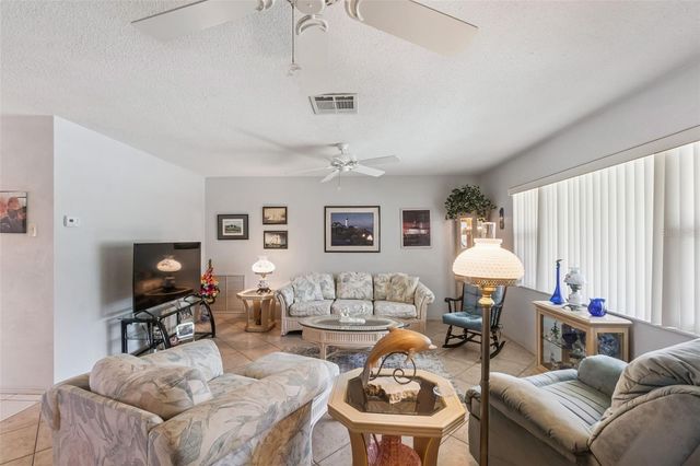 31 MARIGOLD LANE, Debary, FL 32713