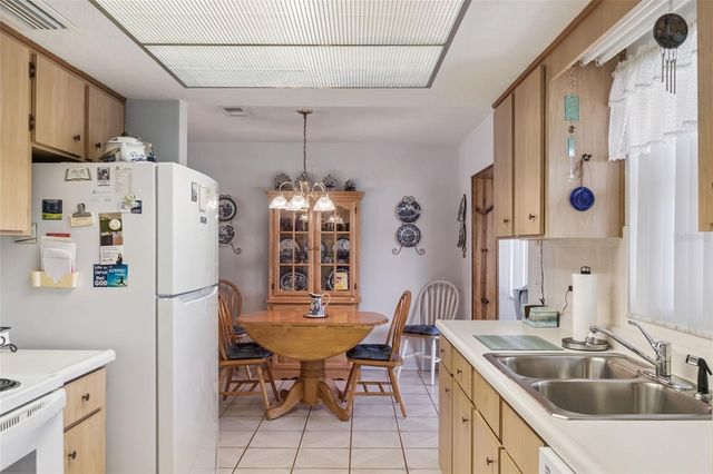 31 MARIGOLD LANE, Debary, FL 32713