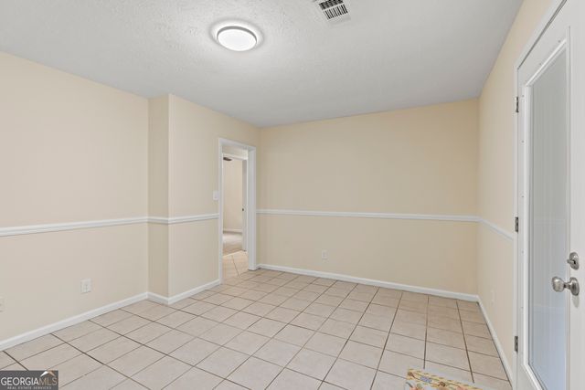 173 Jousters Lane, Lawrenceville, GA 30044