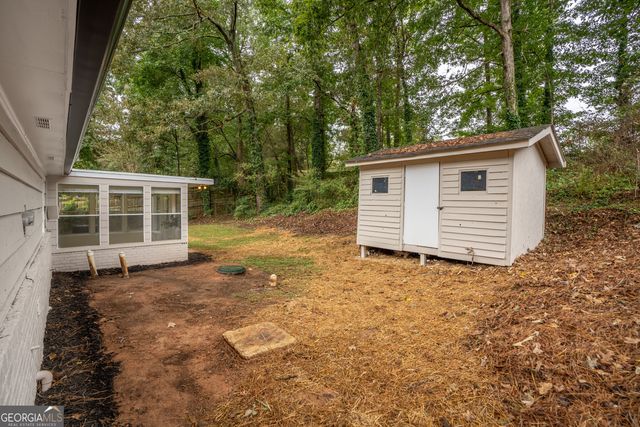 173 Jousters Lane, Lawrenceville, GA 30044