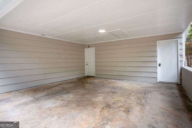 173 Jousters Lane, Lawrenceville, GA 30044