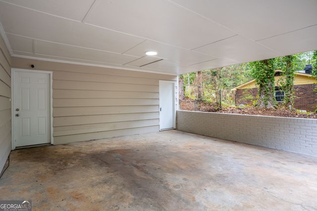 173 Jousters Lane, Lawrenceville, GA 30044