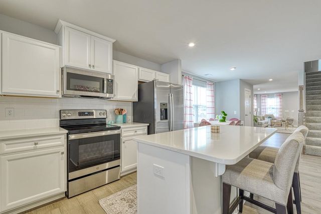 4420 Duparc Way, Spartanburg, SC 29307