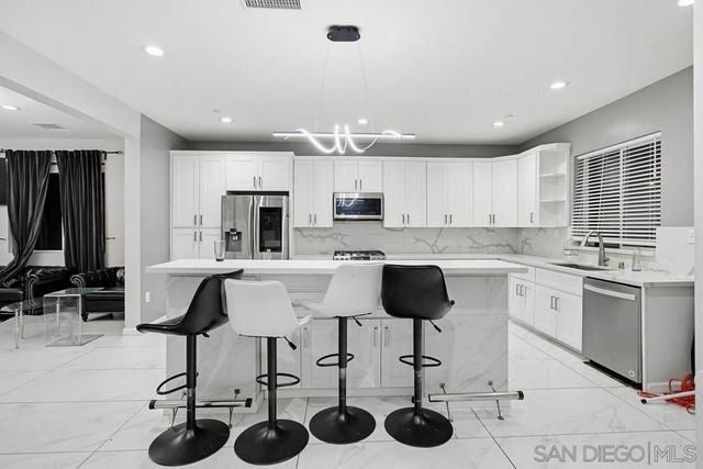 1644 Cuyamaca Ave, Spring Valley, CA 91977