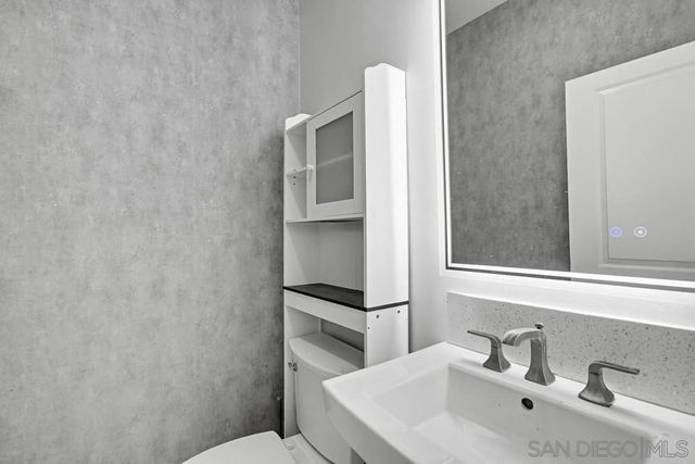 1644 Cuyamaca Ave, Spring Valley, CA 91977