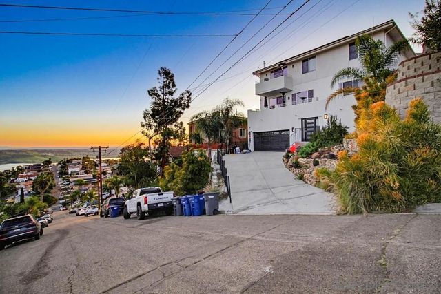 1644 Cuyamaca Ave, Spring Valley, CA 91977