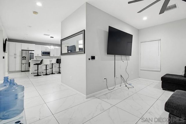 1644 Cuyamaca Ave, Spring Valley, CA 91977