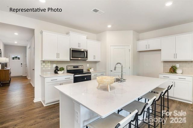 7921 Old Brook Road, Sherrills Ford, NC 28673