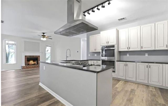3520 Mystic Drive, Buford, GA 30519