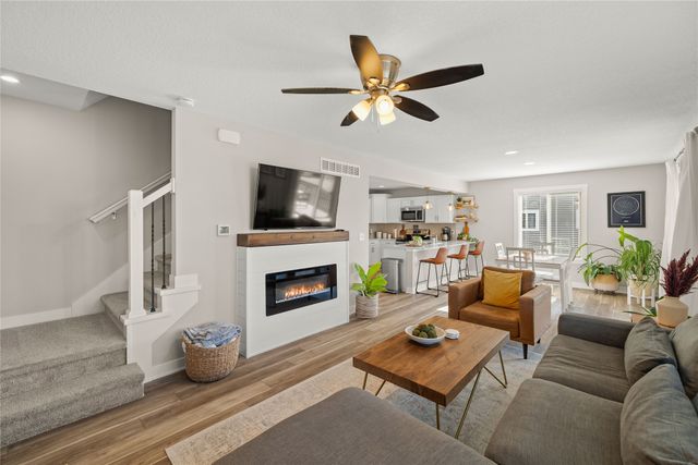 7910 SE 1st Court, Des Moines, IA 50320