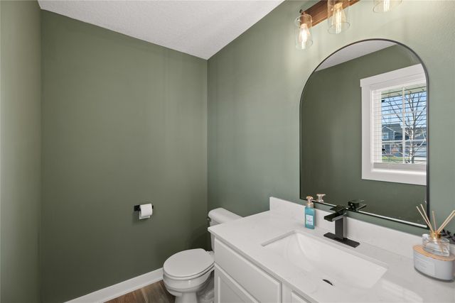 7910 SE 1st Court, Des Moines, IA 50320