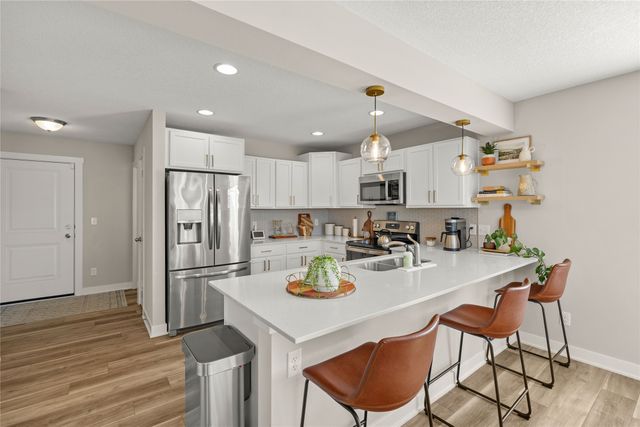 7910 SE 1st Court, Des Moines, IA 50320