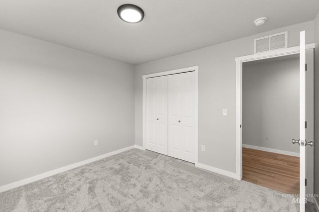 2984 W Taiban Creek Dr, Kuna, ID 83634