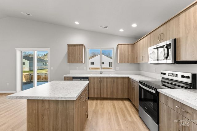 2984 W Taiban Creek Dr, Kuna, ID 83634