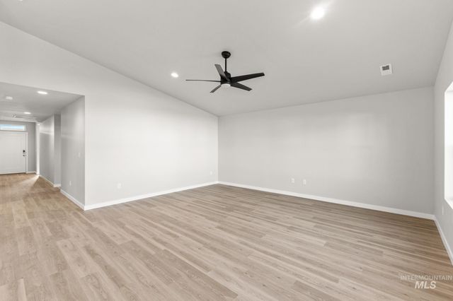 2984 W Taiban Creek Dr, Kuna, ID 83634