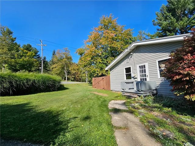 10849 New Oregon Road, North Collins, NY 14111