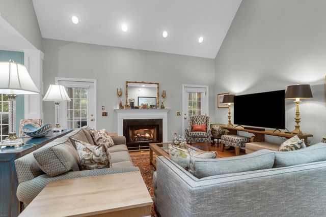 4783 Stono Links Drive, Hollywood, SC 29449